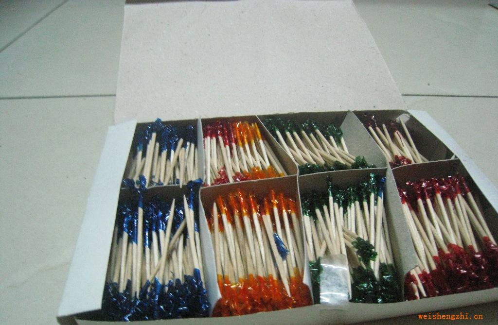 大量批發(fā)雞尾簽，廠家直銷，產(chǎn)品優(yōu)質(zhì)