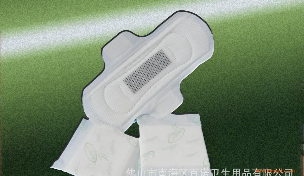 樂(lè)點(diǎn)點(diǎn)3D立體防漏超強(qiáng)吸收衛(wèi)生巾干爽、透氣、無(wú)感覺(jué)