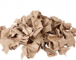 9月1日起全球大船運公司將停收運至大陸和香港的廢紙